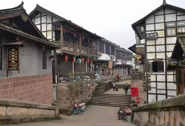逃离神秘海底世界